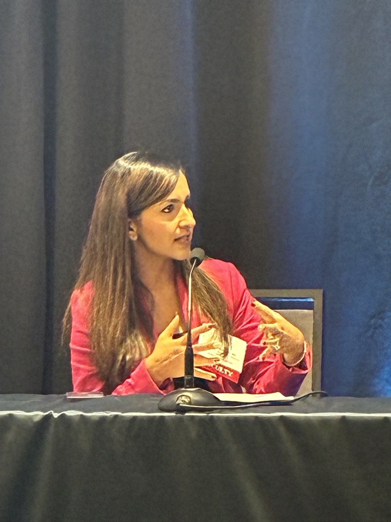 Dr. Mewawalla as a faculty panelist